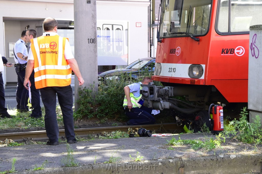 VU Roller KVB Bahn Koeln Luxemburgerstr Neuenhoefer Allee P041.JPG - Miklos Laubert